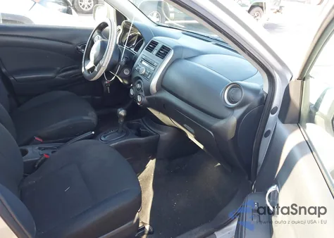 2013 Nissan Versa 1.6 Sv z USA, uszkodzony, nr VIN 3N1CN7AP3DL839669